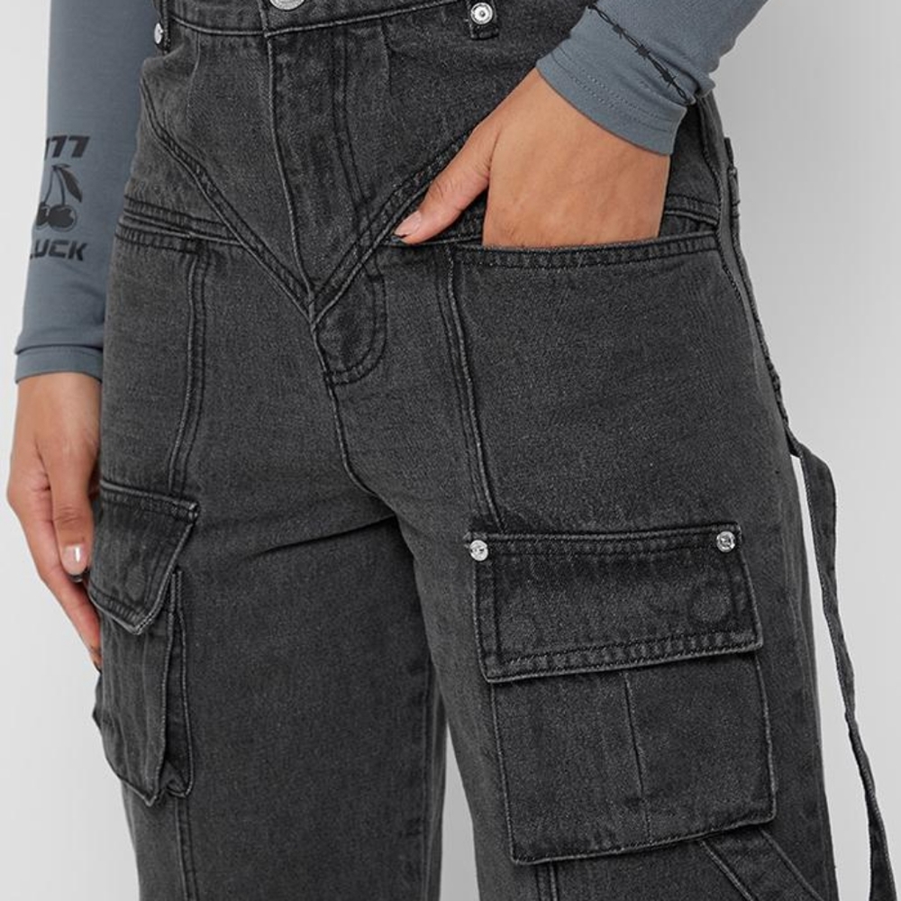 Black Cargo Jeans